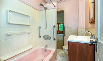 3442 Flat River Rd, Coventry, RI 02816