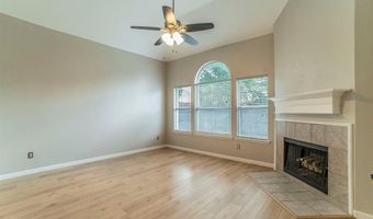 5605 Overland Dr, The Colony, TX 75056