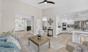 6701 E Leafwood Dr, Anaheim, CA 92807