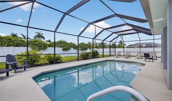 426 SE 22nd St, Cape Coral, FL 33990