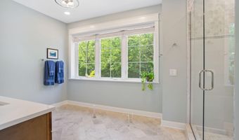 1663 Fairview Dr, Allegan, MI 49010