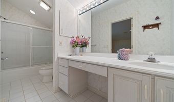 540 Bent Creek Oval, Aurora, OH 44202