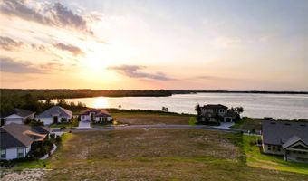 512 ADAMS VIEW Ln, Auburndale, FL 33823