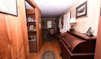 211 High St, Albany, NH 03818