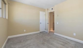 5700 Baltimore Dr 153, La Mesa, CA 91942