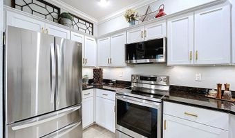 5663 SUNSET FALLS Dr, Apollo Beach, FL 33572