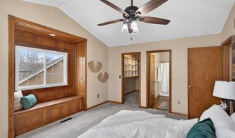 1618 5th Ave SW, Altoona, IA 50009