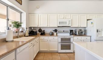 4401 E BARWICK Dr, Cave Creek, AZ 85331