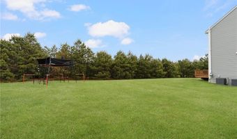 101 Austin Meadows Ln, North Kingstown, RI 02852