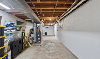 72 E 1600 Rd, Baldwin City, KS 66006