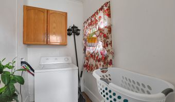 391 Park St, Bristol, CT 06010