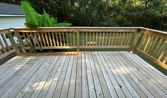 106 SHORE Dr, Big Sandy, TN 38221