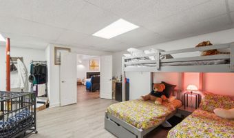 7809 FOX GATE Ct, Bethesda, MD 20817