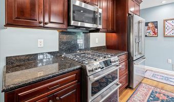 4429 NEPTUNE Dr, Alexandria, VA 22309