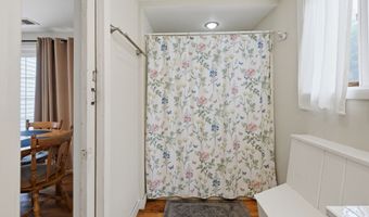 37 Fleetwood Ave, Bethel, CT 06801