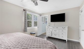 111 Bramble Bush Rd, Coventry, RI 02816