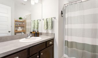 10902 Woodedge Dr, Allendale, MI 49401