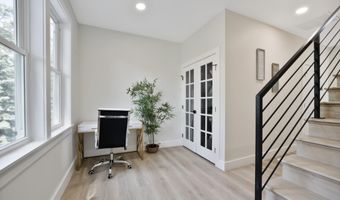 2806 FRANKLIN St NE, Washington, DC 20018