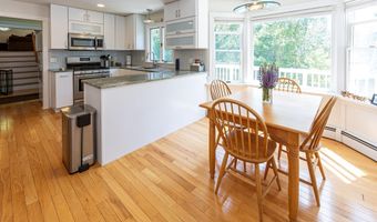 379 Bay View Dr, Bar Harbor, ME 04609
