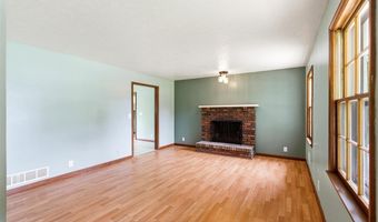 2707 Oakwood Dr, Bardstown, KY 40004
