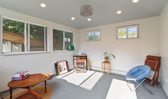 113 Gazo Ave, Burlington, VT 05408