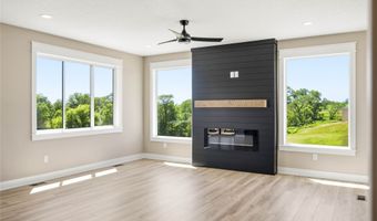 2607 Ponte Pl, Adel, IA 50003