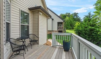 9937 Meadowstone Dr, Apison, TN 37302