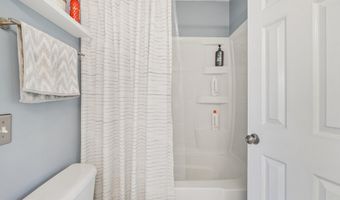 6575 OLD CARRIAGE Dr, Alexandria, VA 22315