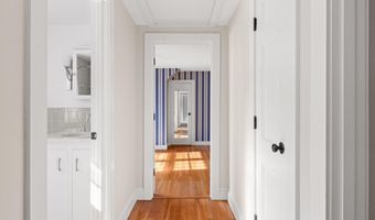 79 Bayberry Ln, Barnstable, MA 02630