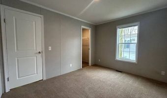 7055 Quarry Rd 194, Amherst, OH 44001