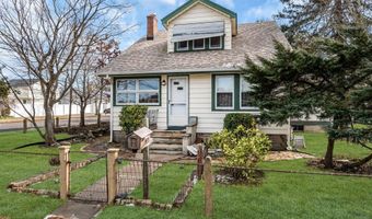 501 Cable Ave, Beachwood, NJ 08722