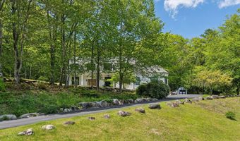 239 Hunter Way, Falmouth, ME 04105