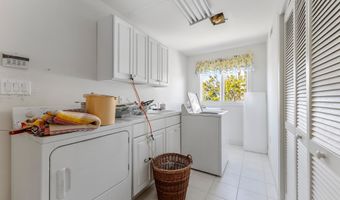 7423 Ocean Dr, Avalon, NJ 08202