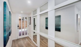 190 Del Mar Shrs 7, Solana Beach, CA 92075