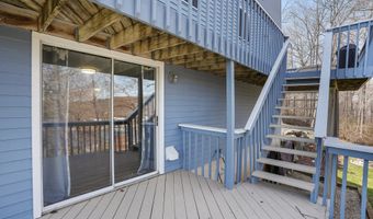 53 Clearview Dr, Brookfield, CT 06804