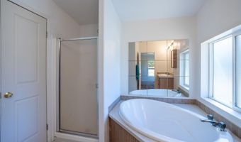 16759 Dorvel Ln, Anderson, CA 96007