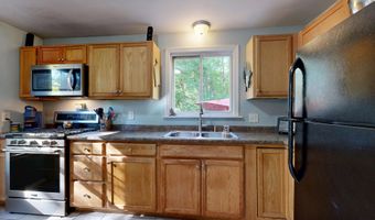 232 Lake St, Auburn, ME 04210