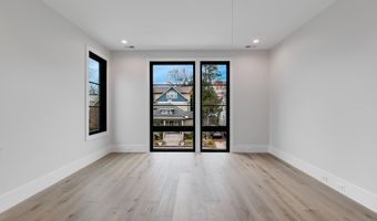 809 N KENMORE St, Arlington, VA 22201