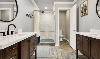 1405 Rosehaven Dr, Altus, OK 73521