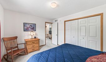 6597 Linwood Dr NE, Albertville, MN 55301