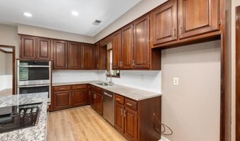 6117 YORKHILL Dr, Bartlett, TN 38135