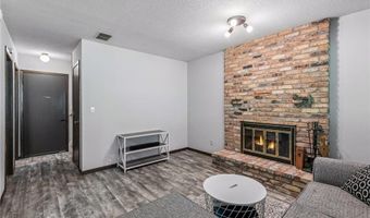 13927 Herald Ct, Apple Valley, MN 55124