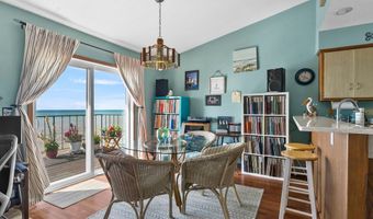 120 Summit Beach Dr, Algoma, WI 54201