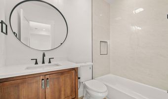 1905 N TAYLOR St, Arlington, VA 22207