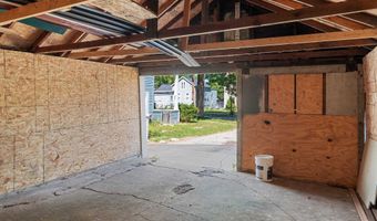 809 N DURKEE St, Appleton, WI 54911