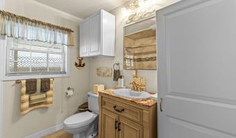 852 Lake Logan Rd, Ardmore, TN 38449