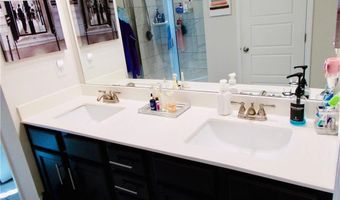 612 Auburn Crossing Dr, Auburn, GA 30011