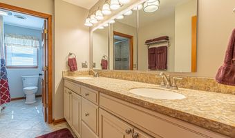 19422 Stirrup Dr, Abingdon, VA 24211