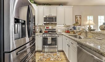 6145 E CAVE CREEK Rd 103, Cave Creek, AZ 85331