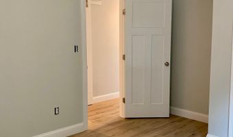 47 Woodbrey Ln, Standish, ME 04084